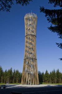 Lörmecke-Turm - Foto: Naturpark Arnsberger Wald Der Lörmecke-Turm auf der Sauerland-Waldroute - Foto: Naturpark Arnsberger Wald