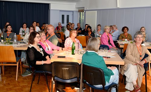 gemeinsamer Austausch gemeinsamer Austausch