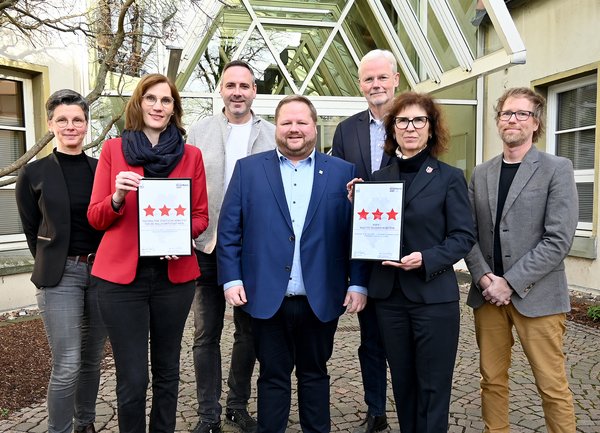 Dritte Sterne Dritte Sterne