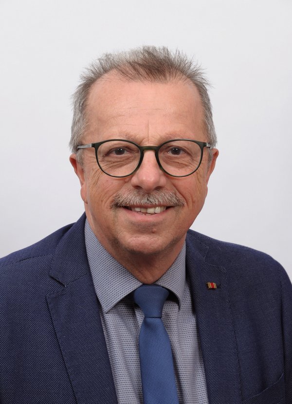 Vortragender Emil Müller Vortragender Emil Müller