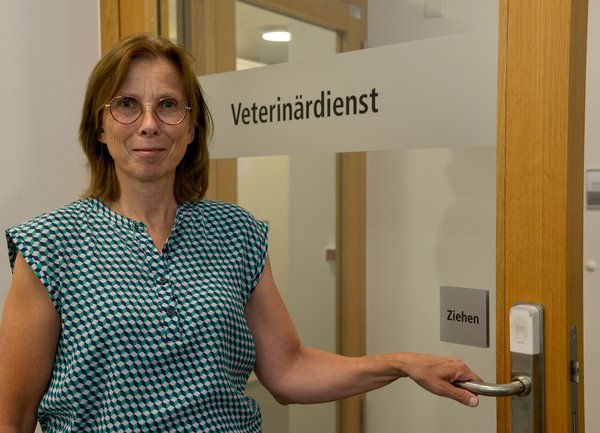 Dr. Martina Poppe Dr. Martina Poppe