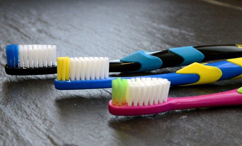 Zähne wollen gepflegt werden Zähne wollen gepflegt werden