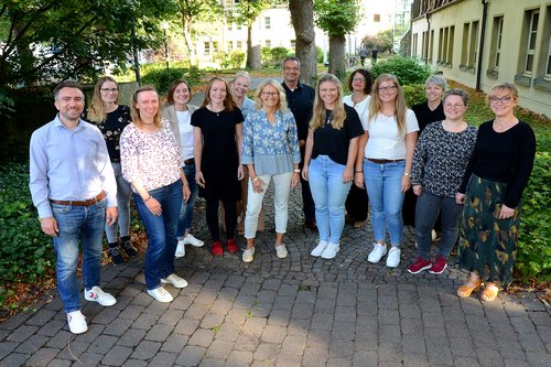 Team des Kommunalen Integrationszentrums. Foto: Birgit Kalle/Kreis Soest Team des Kommunalen Integrationszentrums. Foto: Birgit Kalle/Kreis Soest