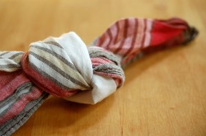 Knoten im Taschentuch. Foto: © thingamajiggs - Fotolia.com