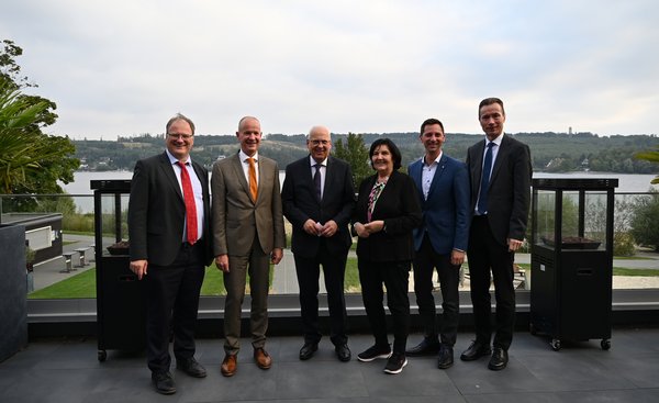 Bezirkskonferenz der Landräte Bezirkskonferenz der Landräte