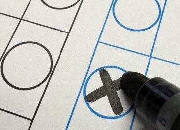 Symbolfoto Wahlen - Stimmzettel mit einem Kreuz. Foto: Judith Wedderwille/Kreis Soest