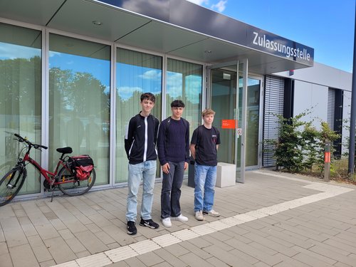 Blick in die Zulassungsstelle Blick in die Zulassungsstelle